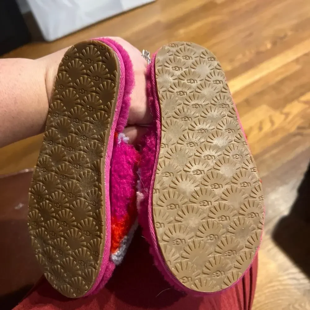 UGG kids Fluff Yeah Camopop girls size‎ 12